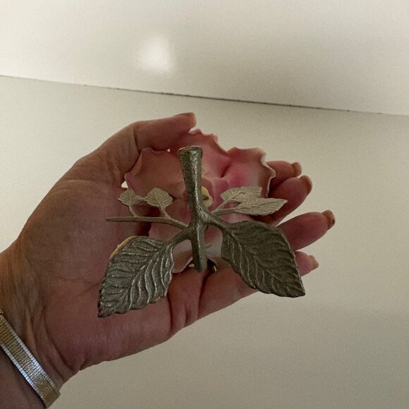 Capodimonte Porcelain Handmade Pink Rose Silvertone Stem Figurine Made in Italy - Picture 5 of 6